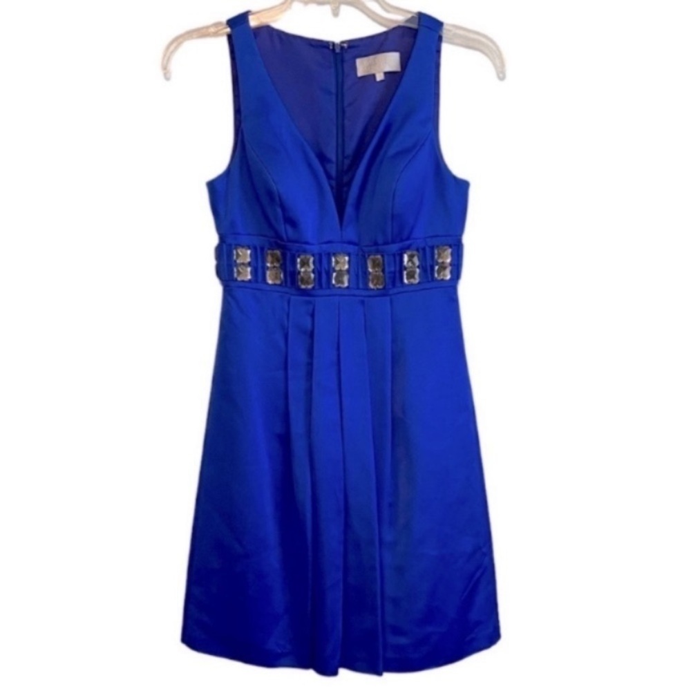 Badgley Mischka elegant blue sleeveless dress with faux diamonds. Size 4